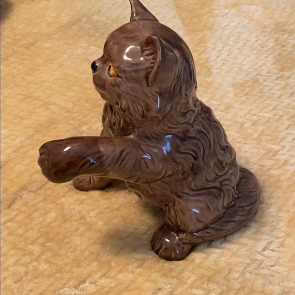 Brown Ceramic Cat